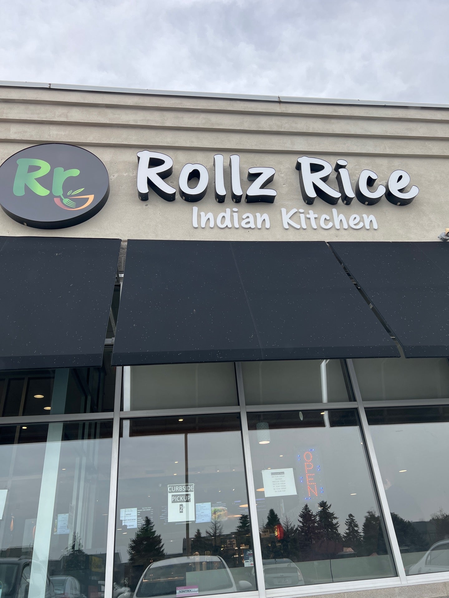 Ohio Columbus Rollz Rice Indian Kitchen photo 7