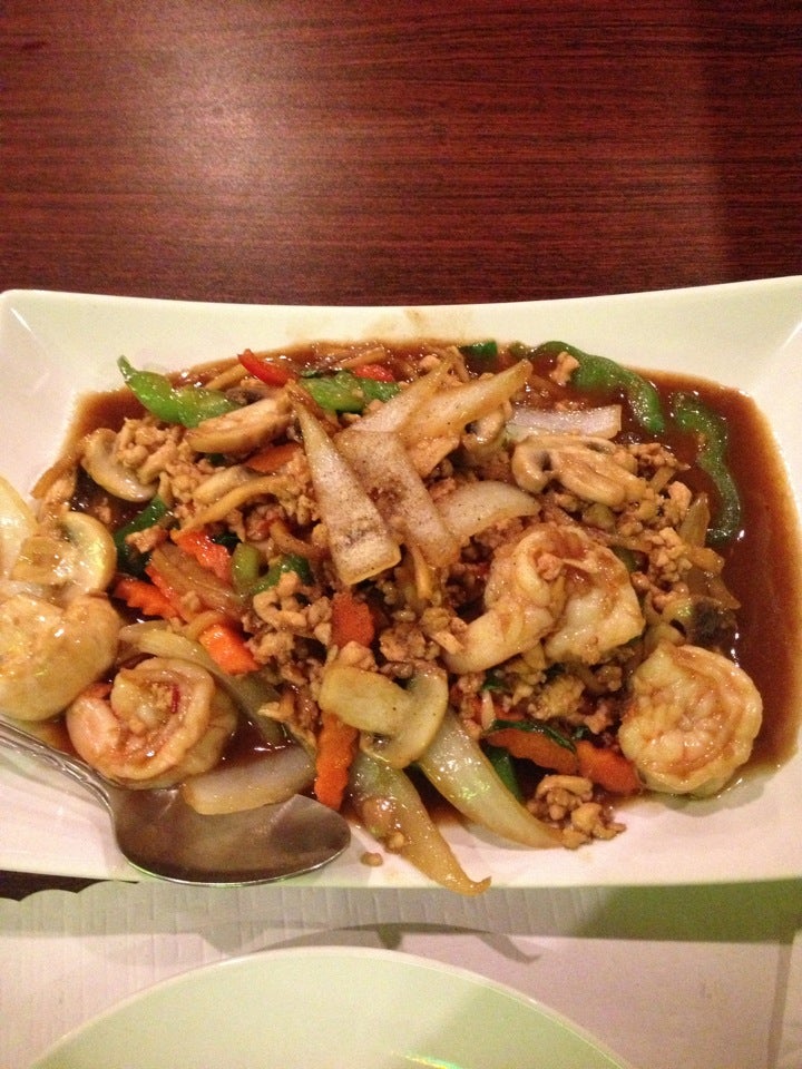 Illinois Naperville Chopsticks Noodle & Thai Cafe photo 5