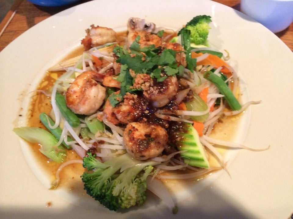 Alabama Phenix City Charm Thai Cuisine photo 7