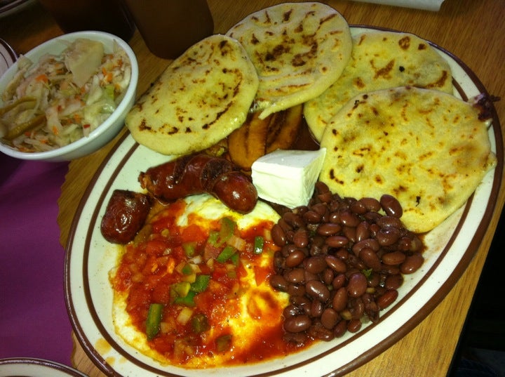 New Jersey Flemington Francisco's Salvadoreno Restaurant photo 5