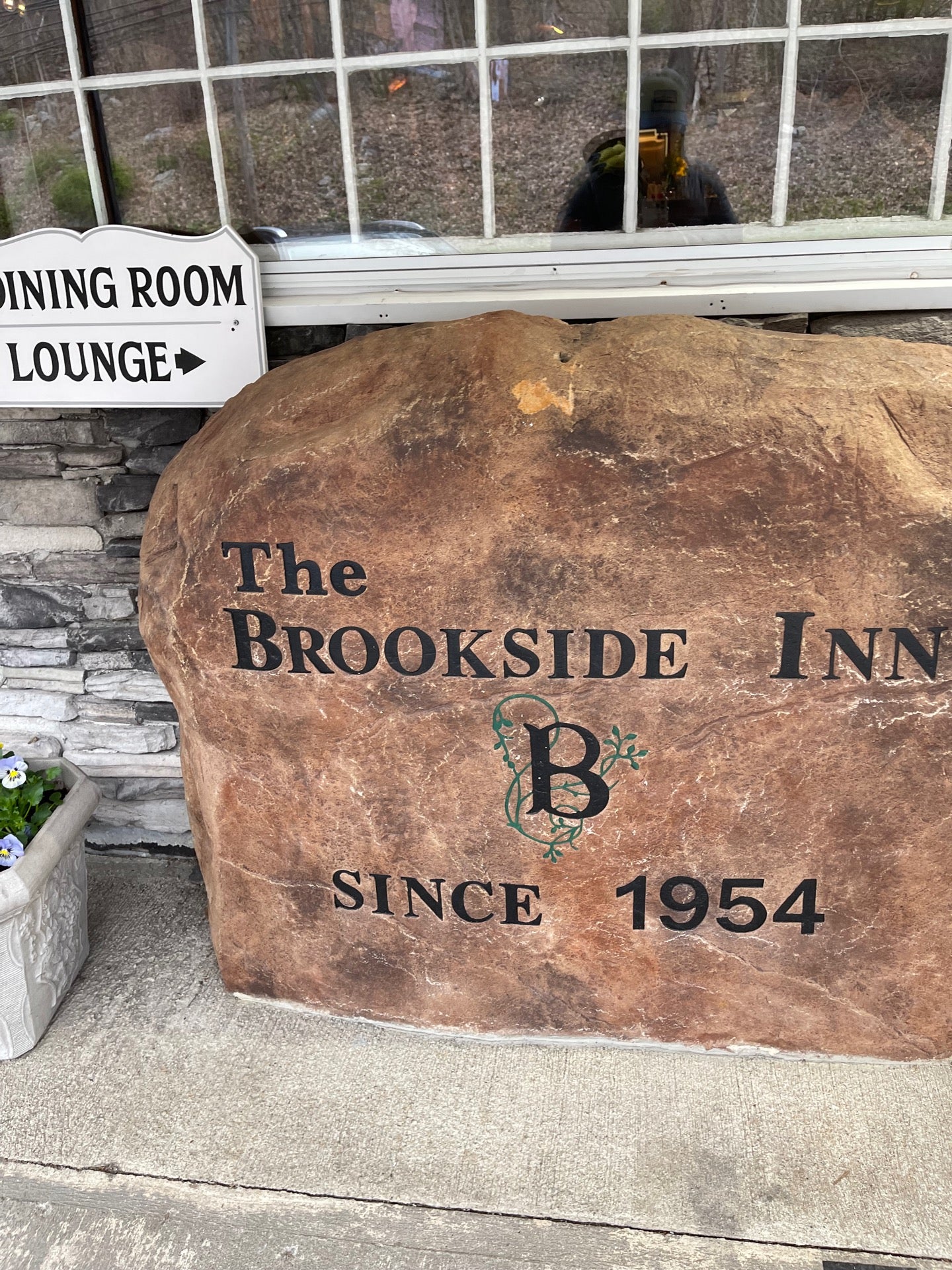 Connecticut New Haven Brookside Inn Restaurant photo 3