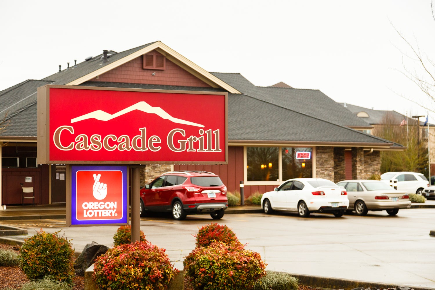 Oregon Eugene Cascade Grill photo 5