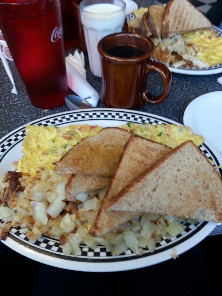 Michigan Lansing Fleetwood Diner photo 5