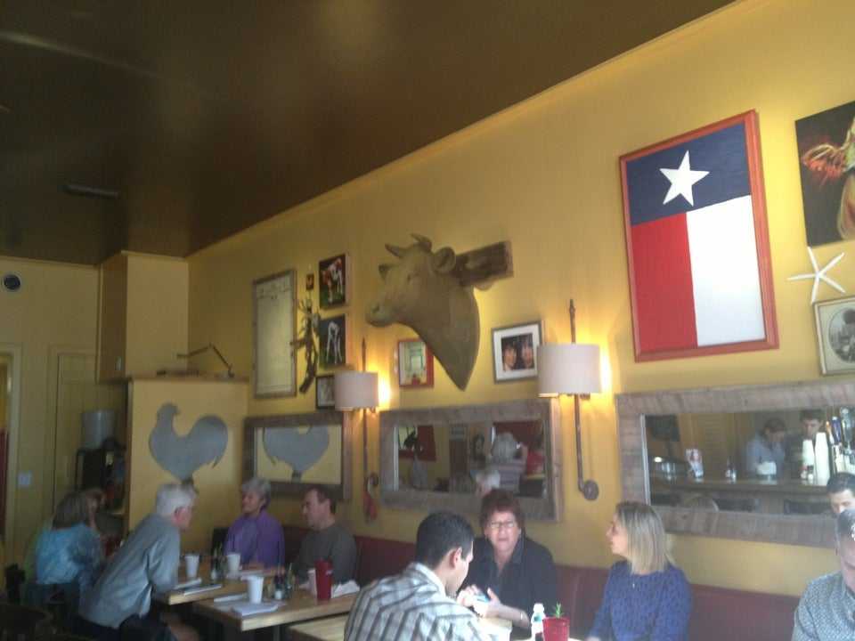 Alabama Dothan Cowgirl Kitchen photo 3